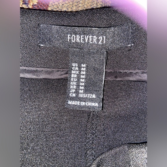 3 for $15 🎃 Forever 21 Womens Juniors Size Medium Black Miniskirt - Picture 2 of 10